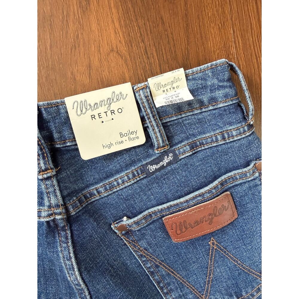 Wrangler NWT Retro Bailey High Rise Flare Jeans Med Wash 26x30 Western Boho - Picture 7 of 7